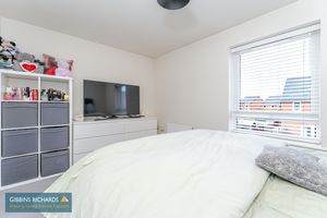 Bedroom- click for photo gallery